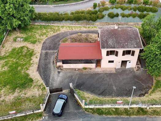 Maison à vendre 250 000 € 2 pièces 1 chambre 58 m² 1 306 m² de terrain Brussieu 69690