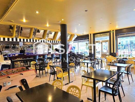 Boutique à vendre Fonds de commerce 176 000 € 300 m² de surface de vente Nord Est Châtillon-sur-Seine 21400