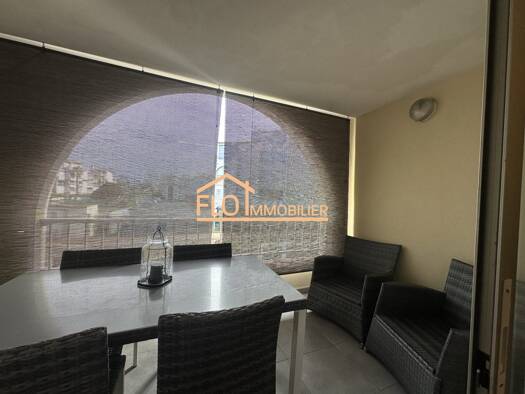 Appartement à louer 550 € 2 pièces 1 chambre 26 m² 1er étage Agde 34300