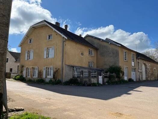 Maison à vendre 140 000 € 7 pièces 3 chambres 131 m² Bligny-le-Sec 21440
