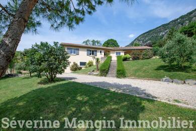 Maison à vendre 460 000 € 7 pièces 5 chambres 160 m² 2 394 m² de terrain Beauregard-Baret 26300