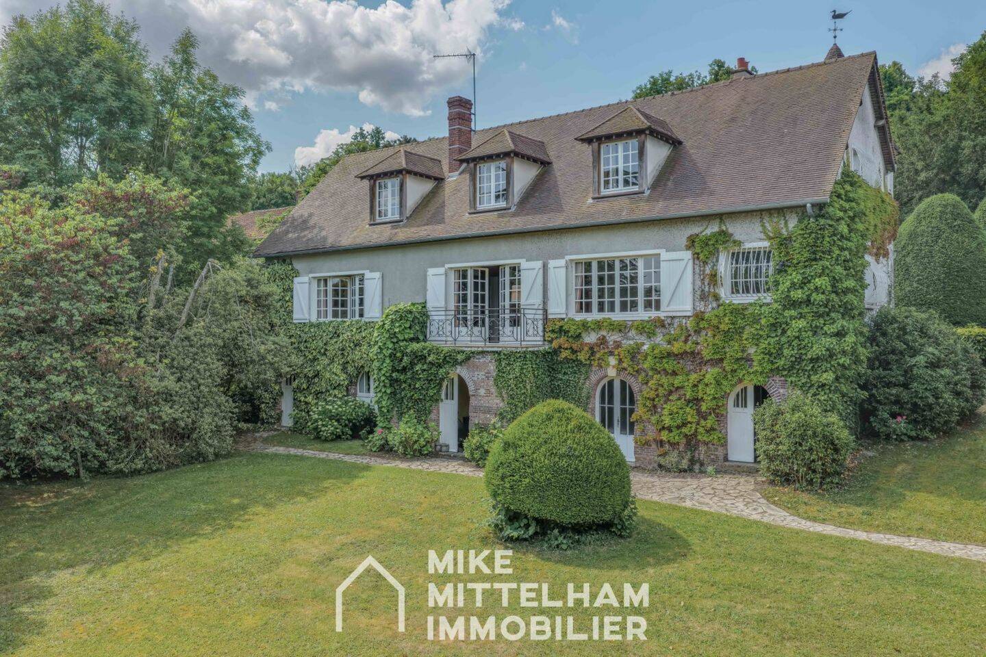 Maison à vendre, 406m², HOUDAN