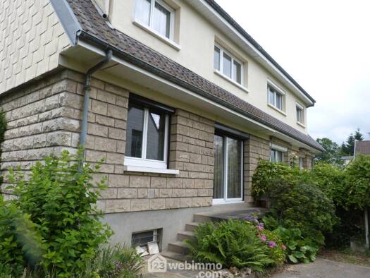 Maison de ville à vendre 216 300 € 4 pièces 1 chambre 93 m² 237 m² de terrain Le Plateau Bihorel 76420