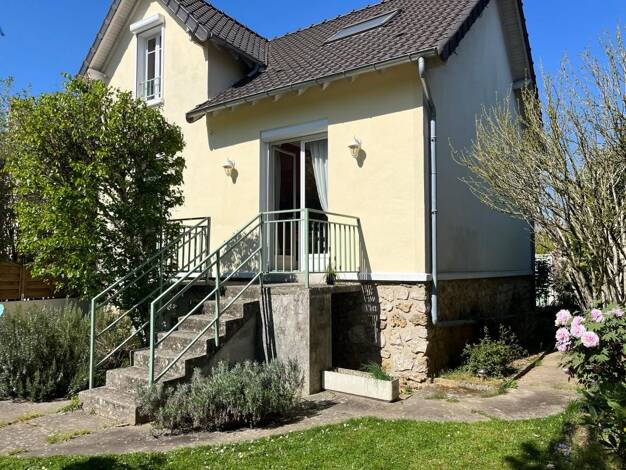 Maison à vendre 366 000 € 5 pièces 3 chambres 117 m² 414 m² de terrain Armée Leclerc-Henri Dunant Savigny-sur-Orge 91600