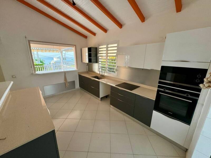 Maison à louer, 157m², BAIE MAHAULT