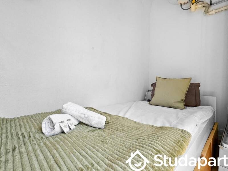 Maison à louer, 0m², PARIS 16E