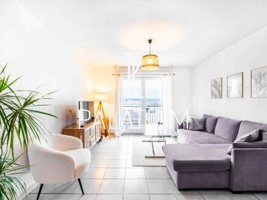 Appartement à louer 800 € 2 pièces 1 chambre 43 m² Étage 1/3 Temps Perdu-La Trinque Manosque 04100