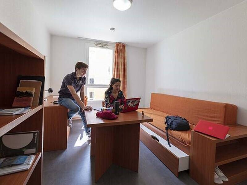 Maison à louer, 18m², IVRY SUR SEINE