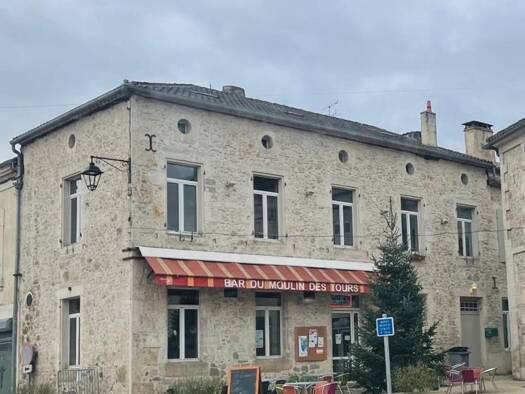 Local commercial à vendre 212 000 € 283 m² de surface de vente Barbaste 47230