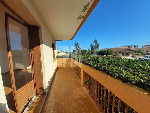 Appartement à vendre 198 000 € 2 pièces 1 chambre 61 m² RDC/4 La Farlède 83210