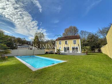 Maison à vendre 699 900 € 6 pièces 4 chambres 130 m² 1 300 m² de terrain Piscop 95350