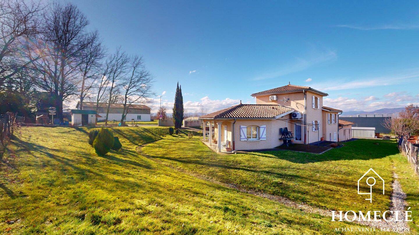 Maison à vendre, 290m², MONTMERLE SUR SAONE