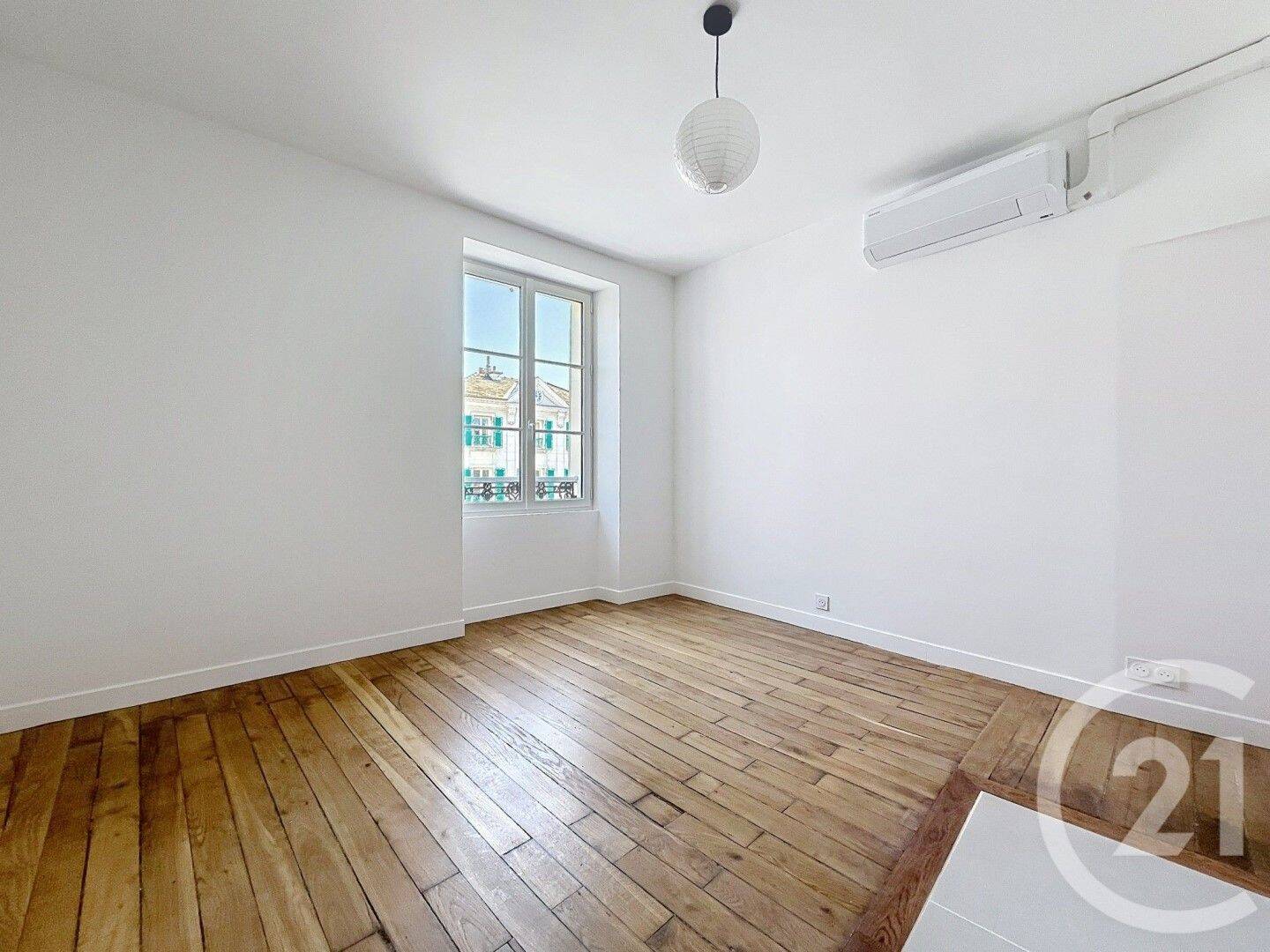 Maison à louer, 26m², NANTERRE