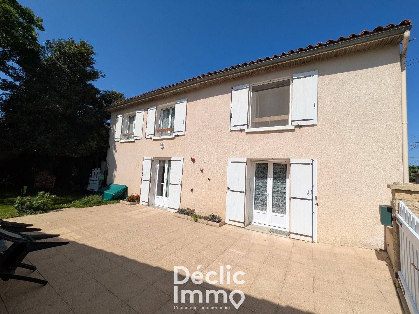 Maison à vendre, 160m², VILLEFAGNAN