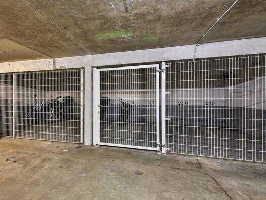 Parking à louer 25 € La Ronce Ville-d'Avray 92410