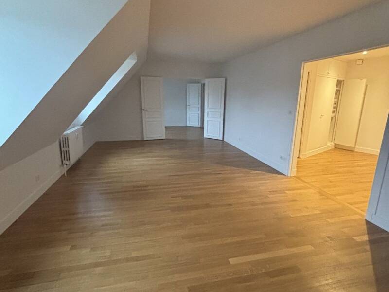 Maison à louer, 161m², PARIS 16E