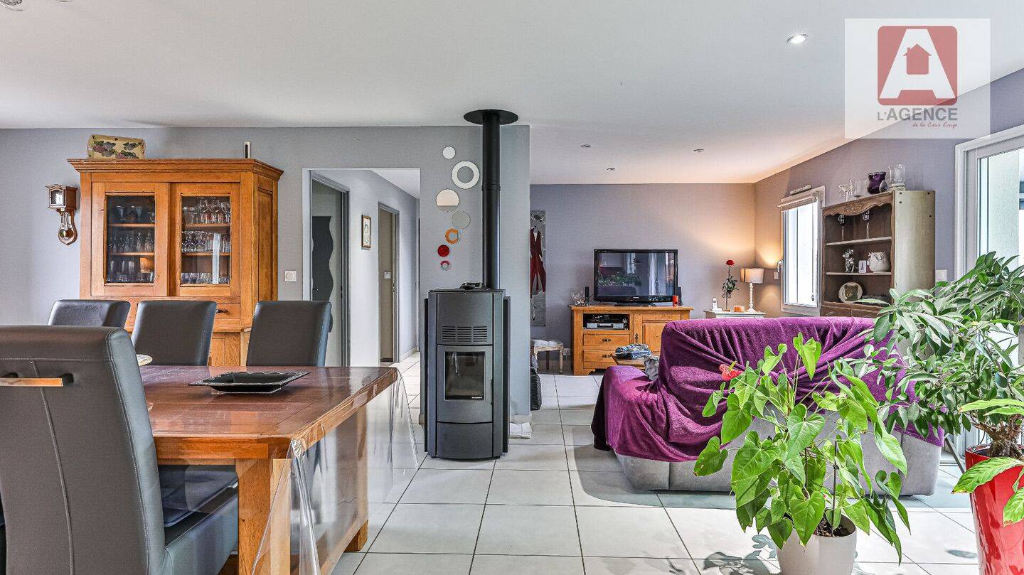 Maison à vendre, 83m², GIVRAND