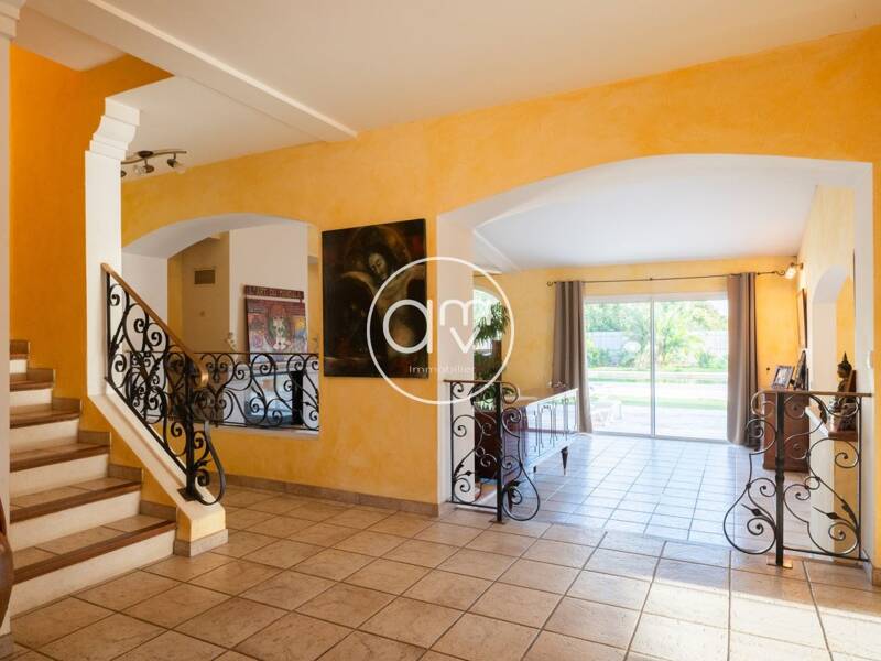 Maison à vendre, 300m², OLLIOULES