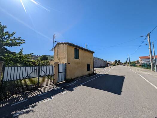 Maison de plain-pied à vendre 159 900 € 4 pièces 3 chambres 88 m² 135 m² de terrain Doux-Plateau Tournon-sur-Rhône 07300