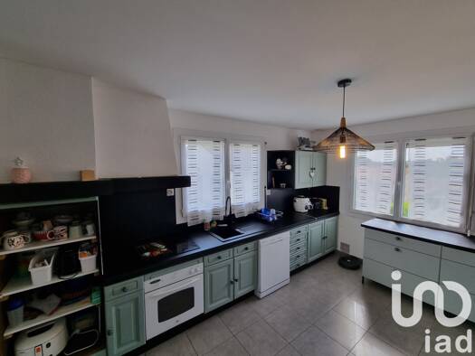 Maison à vendre 187 000 € 6 pièces 4 chambres 125 m² Cerizay 79140