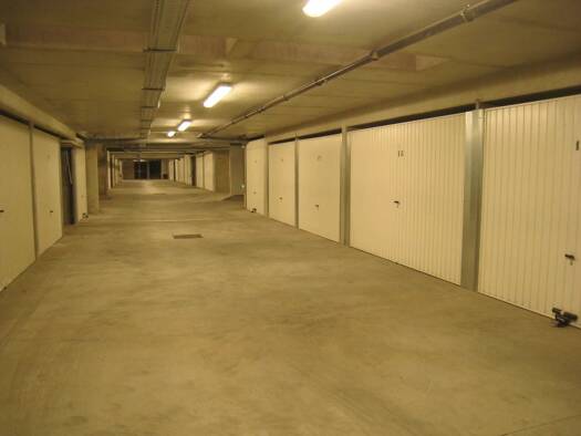 Parking à louer 65 € Meyzieu 69330