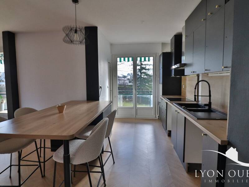 Maison à louer, 95m², CHARBONNIERES LES BAINS