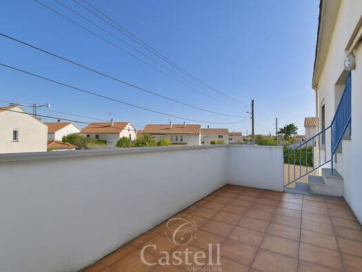 Appartement à vendre 159 500 € 5 pièces 4 chambres 85 m² Étage 1/1 Coopérative Agde 34300