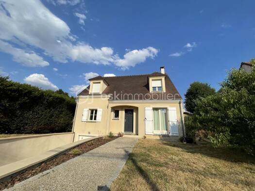 Maison à vendre 545 000 € 6 pièces 4 chambres 131 m² 639 m² de terrain Nord Bois-le-Roi 77590