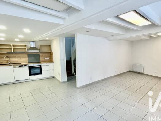 Maison de ville à vendre 199 000 € 3 pièces 2 chambres 73,6 m² Gare-Jouvenet Rouen 76000