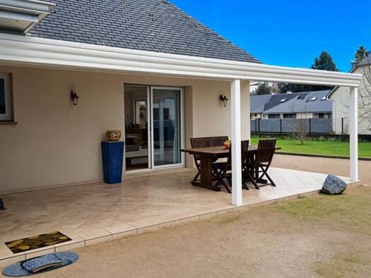 Maison à vendre 259 000 € 3 pièces 2 chambres 79 m² 898 m² de terrain Nay 64800