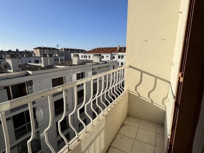 Maison à louer, 57m², TOULON