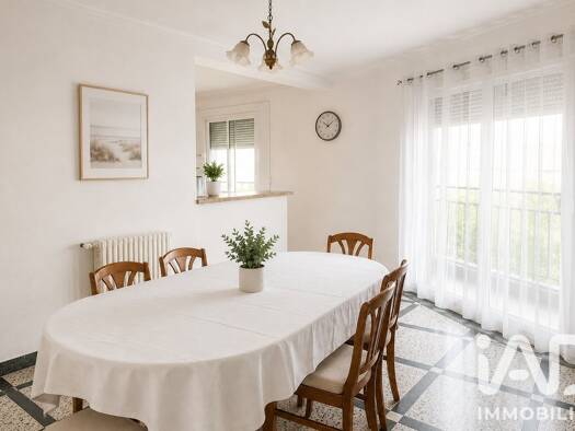 Appartement à vendre 145 000 € 4 pièces 3 chambres 101 m² Étage 1/3 Las Cobas Perpignan 66000