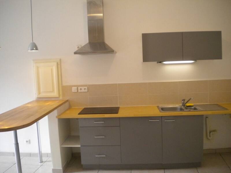 Maison à louer, 86m², PEZENAS