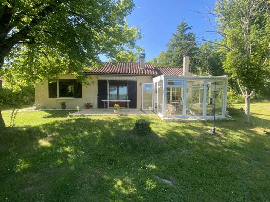 Maison à vendre 149 950 € 7 pièces 2 chambres 141 m² 3 610 m² de terrain Saint Privat en Périgord 24410