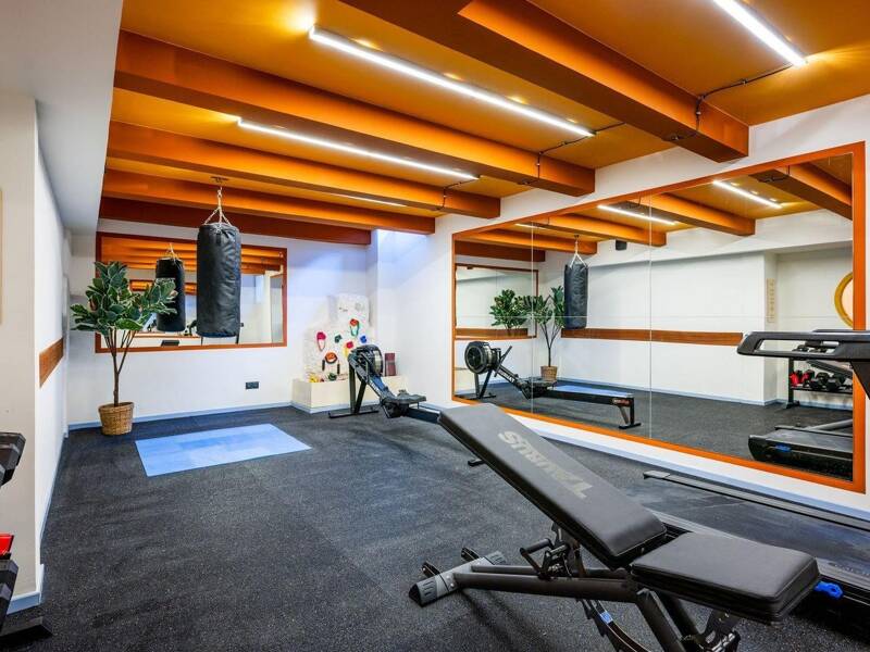 Maison à louer, 355m², PARIS 19E