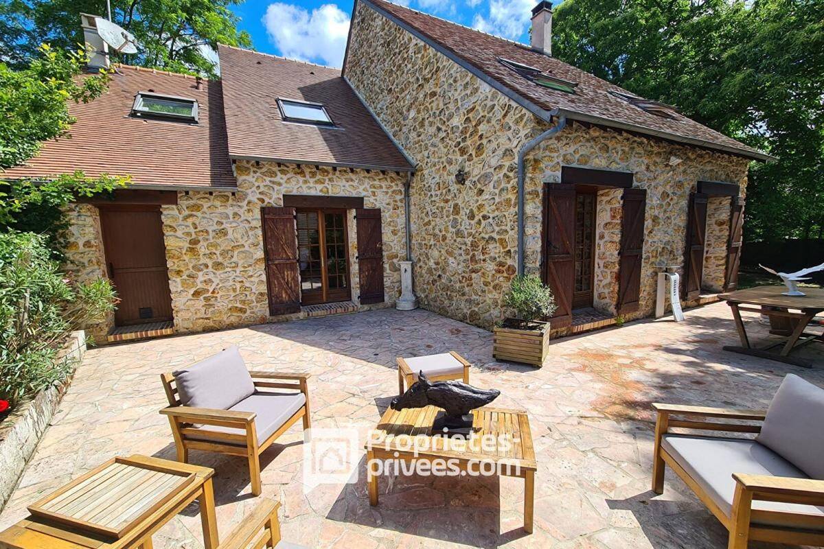 Maison à vendre, 205m², BRIIS SOUS FORGES