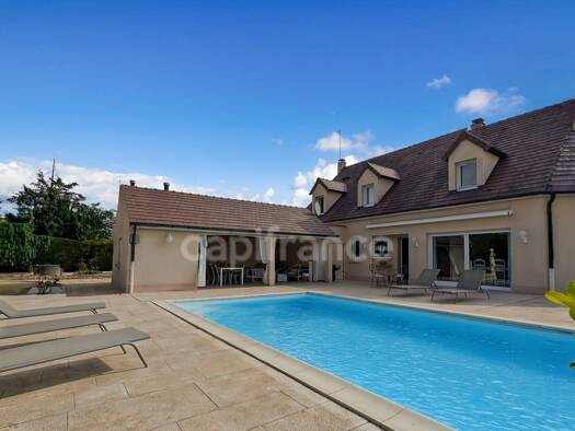 Maison à vendre 529 000 € 8 pièces 5 chambres 198 m² 1 800 m² de terrain Saint-Loup-de-Varennes 71240