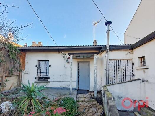 Maison à vendre 200 000 € 2 pièces 1 chambre 40 m² 100 m² de terrain Floréal-La Saussaie-La Courtille Saint-Denis 93200