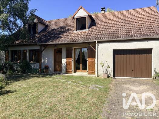 Maison à vendre 330 000 € 6 pièces 5 chambres 108 m² 1 000 m² de terrain Boissise-la-Bertrand 77350