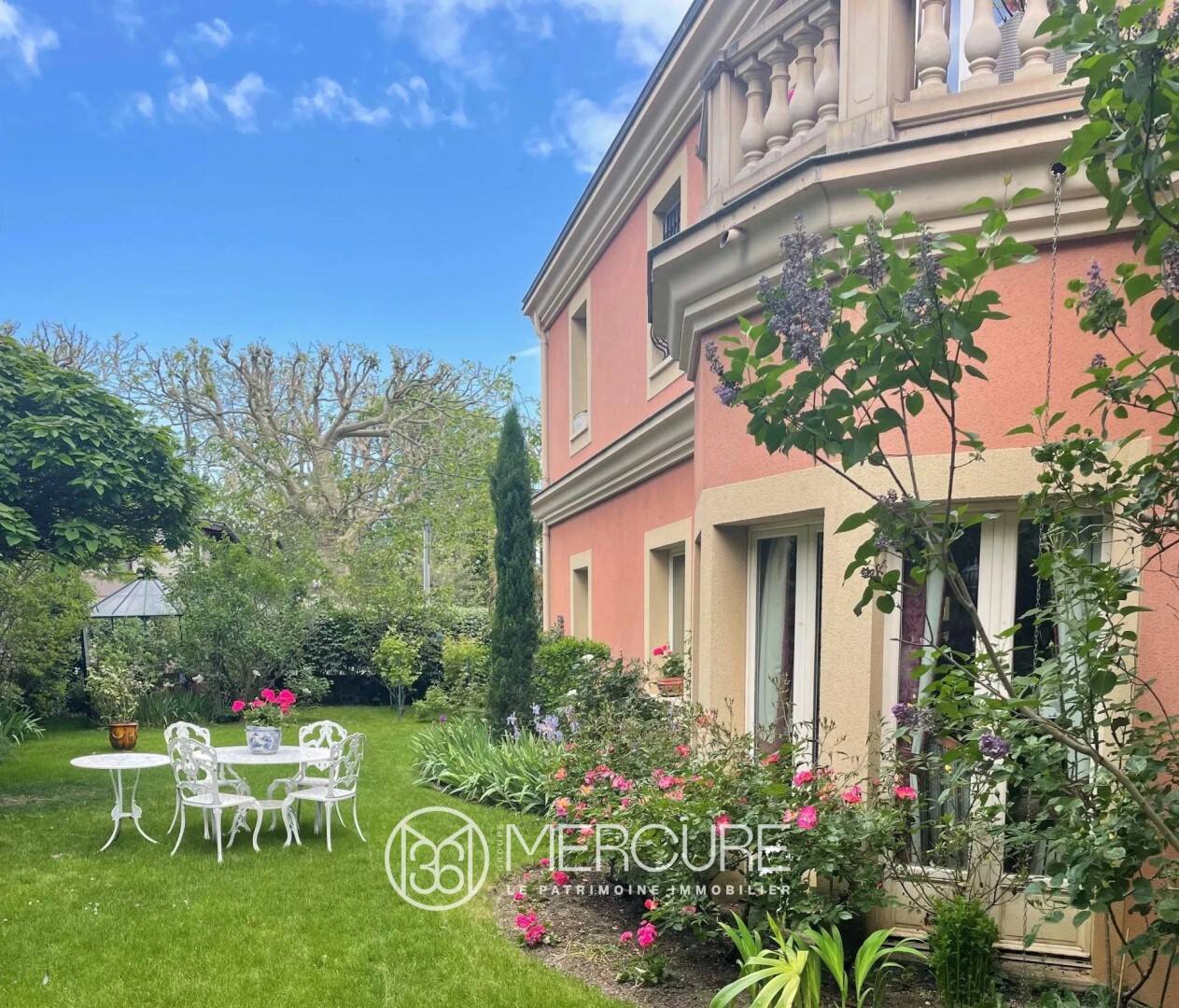 Maison à vendre, 450m², SAINT MAUR DES FOSSES
