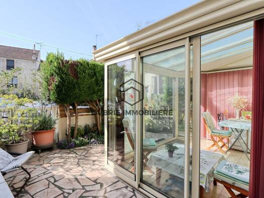 Maison à vendre 219 000 € 3 pièces 2 chambres 54 m² 30 m² de terrain Grosbois Villecresnes 94440