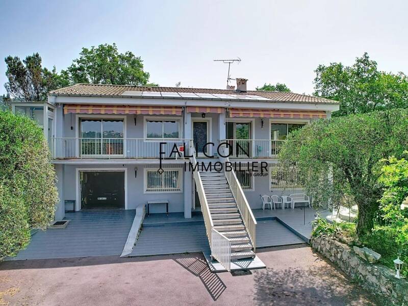 Maison à vendre, 320m², TOURRETTE LEVENS