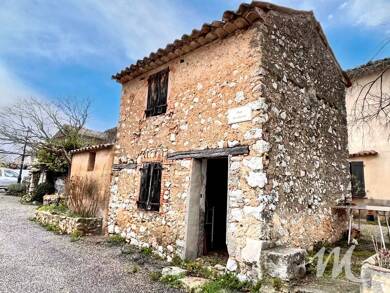 Ferme à vendre 20 000 € 2 pièces 20 m² Fox-Amphoux 83670