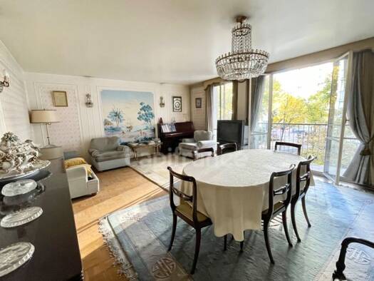 Appartement à vendre 650 000 € 4 pièces 2 chambres 95 m² Étage 2/9 Télégraphe-Pelleport Saint Fargeau Paris 20ème arrondissement 75020
