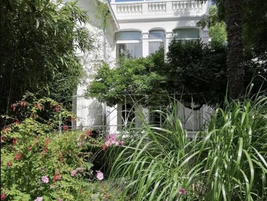 Maison en viager Bouquet 348 750 € 7 pièces 6 chambres 144 m² 760 m² de terrain Pontaillac Royan 17200