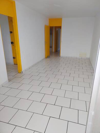Appartement à vendre 85 000 € 3 pièces 2 chambres 57 m² Étage 5/2 Pointe-à-Pitre 97110