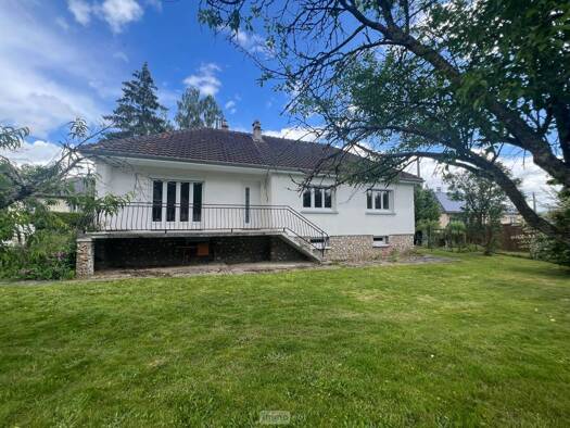Maison à vendre 189 000 € 5 pièces 3 chambres 86 m² 698 m² de terrain Beaumontel 27170