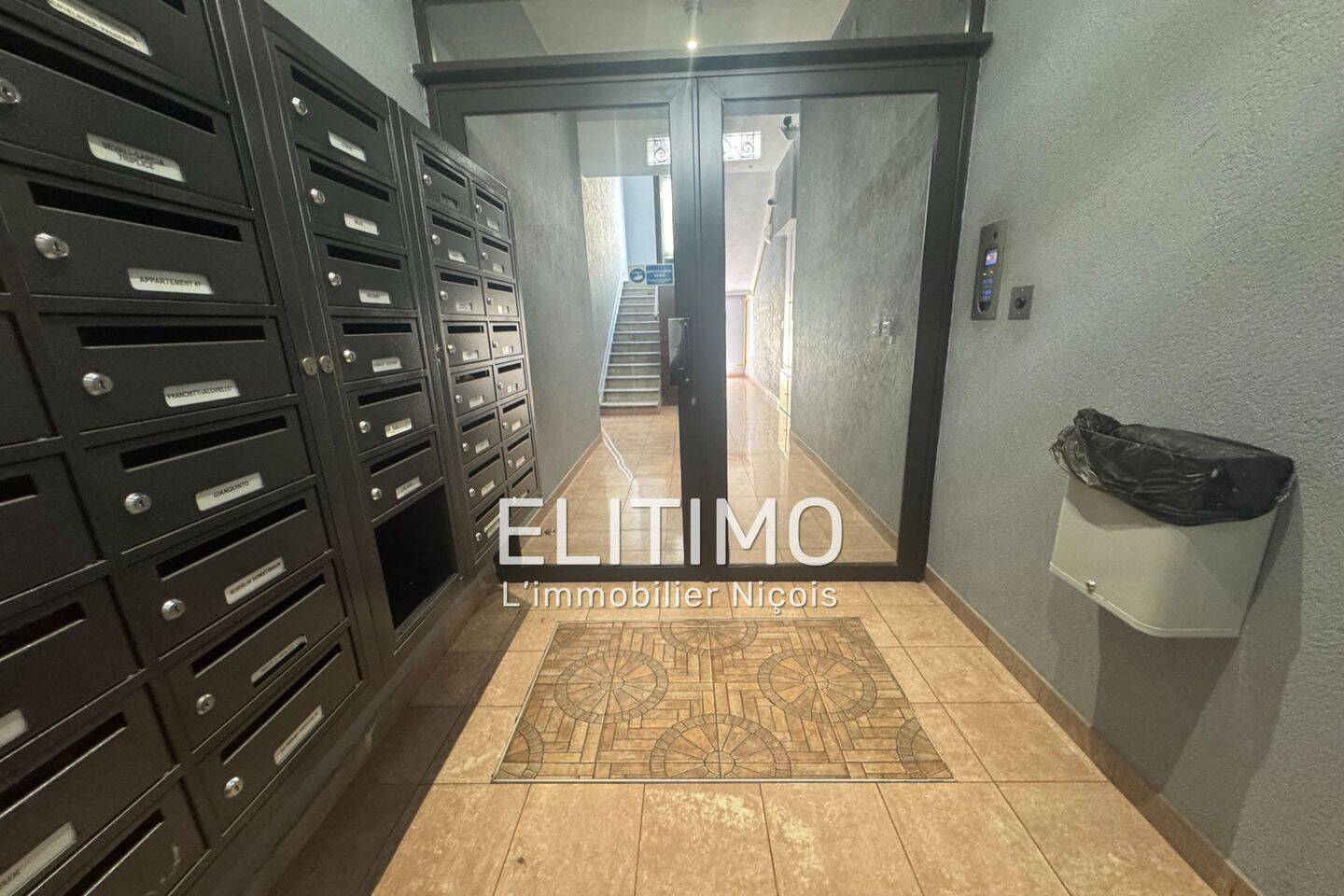 location appartement 3 Pièce(s) — 12