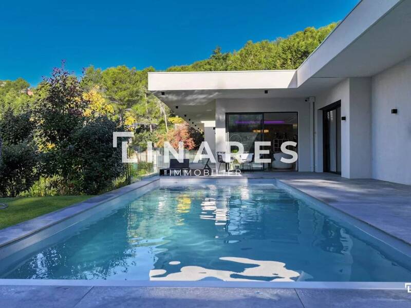 Maison à vendre, 300m², SAINT MARC JAUMEGARDE