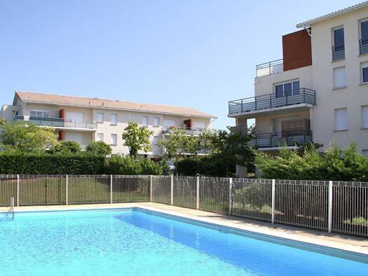 Appartement à vendre 135 000 € 3 pièces 2 chambres 63 m² RDC Saint-Macaire 33490